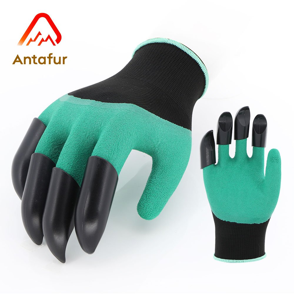 garden glove with claws