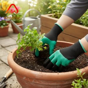 garden glove with claws